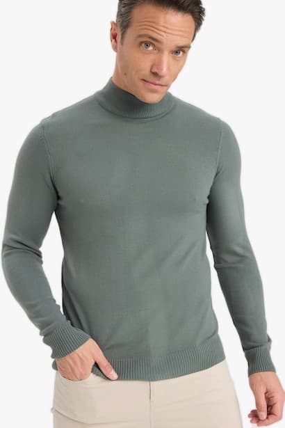 Slim Fit Turtleneck Basic Knit Pullover