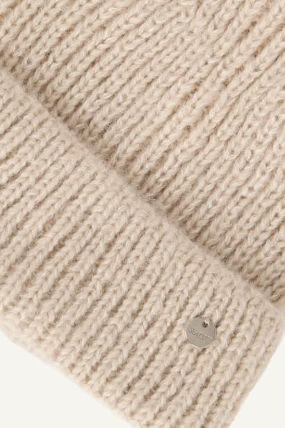 Woman Winter Beanie (3)