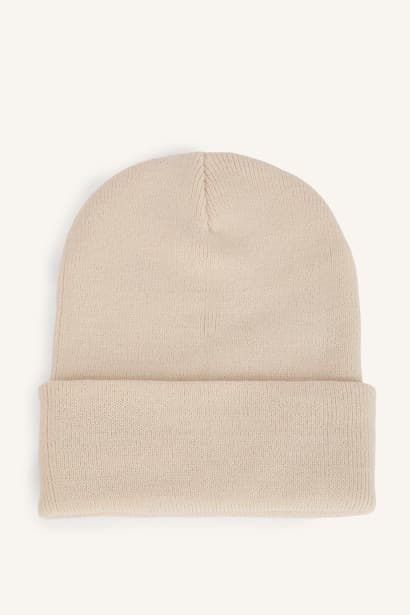 Woman Winter Beanie