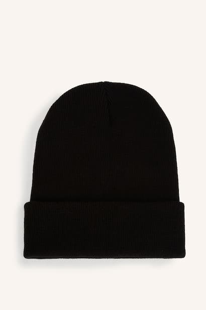 Woman Winter Beanie