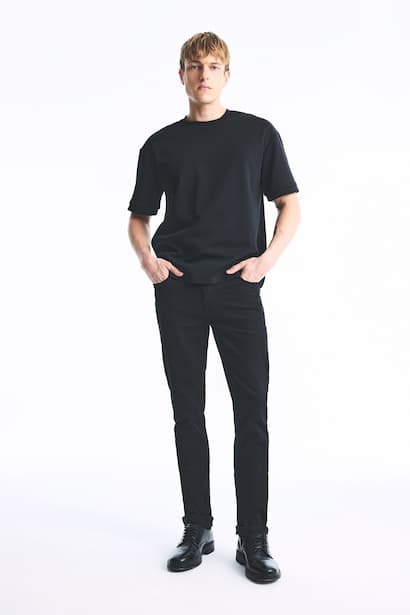 Pedro Slim Fit Super Skinny Hem Jeans