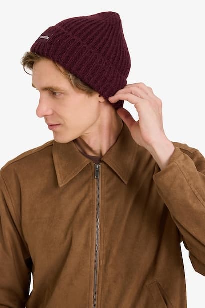 Man Woven Label Beanie