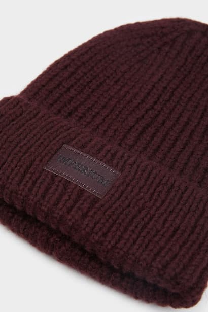 Man Woven Label Beanie (3)
