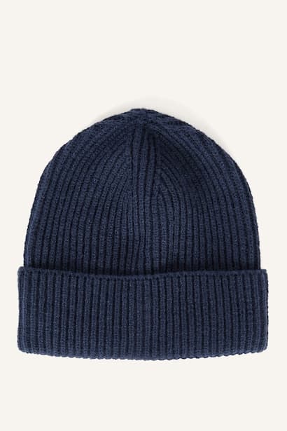 Man Woven Label Beanie