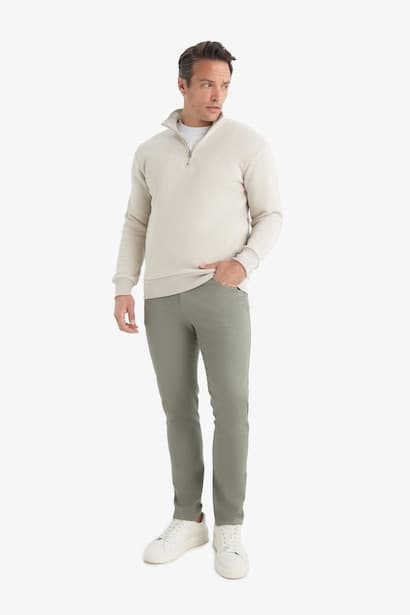 Regular Fit Half Zippered Basic Sweatshirt (٤)