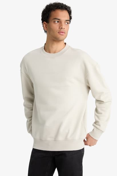 Boxy Fit Printed Long Sleeve Sweatshirt (٣)