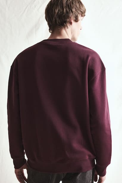 Boxy Fit Cotton Printed Fleece Lining Sweatshirt (٤)
