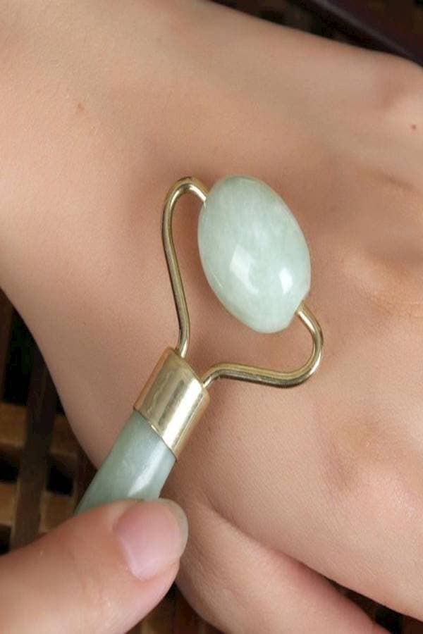 Electric Face Massager Roller Green/Gold (٣)