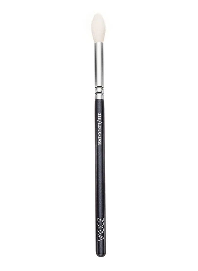 Luxe Crease Brush Black Face Brushes