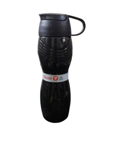 Sports water bottle featuring black color and comfortable hand design. 750ml