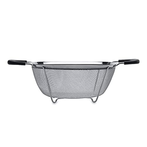 ESSENTIALS Round Mesh Colander 19 cm Durable Stainless Steel Kitchen Strainer with Fine Mesh Design for Efficient Draining Washing and Everyday Food Preparation