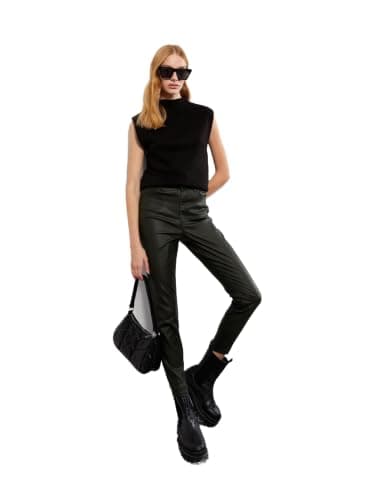 LC WAIKIKI Woman Women's Extra Slim Fit Straight Pocket Detailed Trousers