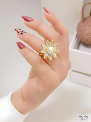 3 Diamonds 292474661779571 Women's Flower Ring - Gold Plated with Sparkling Zircon