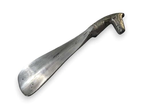 Handmade Shoe Horn Durable Aluminum Vintage Shoe Lifter Spoon Shoe Lifter Useful Shoe Horn Easy to Put on and Take Off Shoe Accessories Shoe Helper for Seniors, M Shoe tree