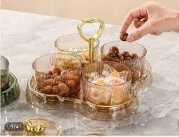 طقم تسالي زجاج فاخر 4 خالات مع إطار ذهبي تقديم كسرات والحلويات الشوكولاتة بشكل منظم أنيق Gold Snack Tray