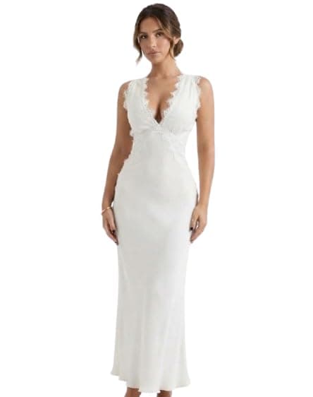 Women's Long Nightgown with Lace - Soft Material for Comfort and Relaxation and Daily Home Use Sleepwear Practical and Comfortable - Code 7638