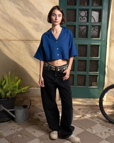 In Your Shoe Womens Cropped Shirt Streetwear