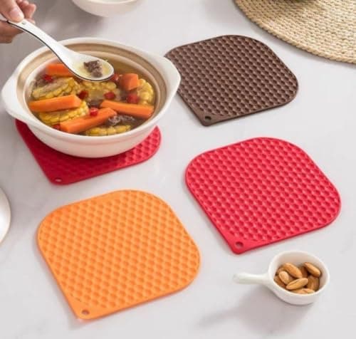 Generic Silicone hot plate coaster, withstands extreme temperatures., Easy to clean., Easy to hang., High-quality imported product., Available in multiple colors db Trivet