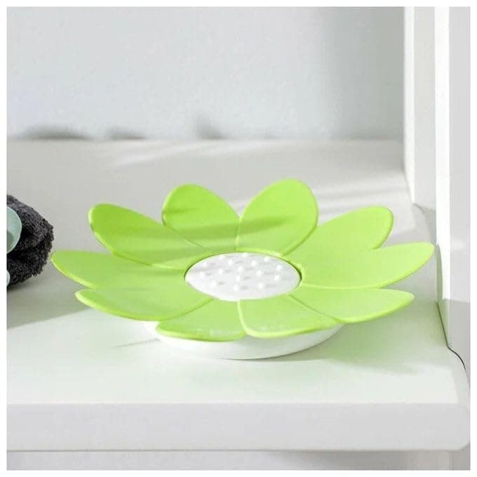 Elegant Flower Soap Dish with Raised Inner Base and Spikes Helps Drain Water and Keep Soap Out of Moisture, Suitable for Bathroom Kitchen Easy to Clean