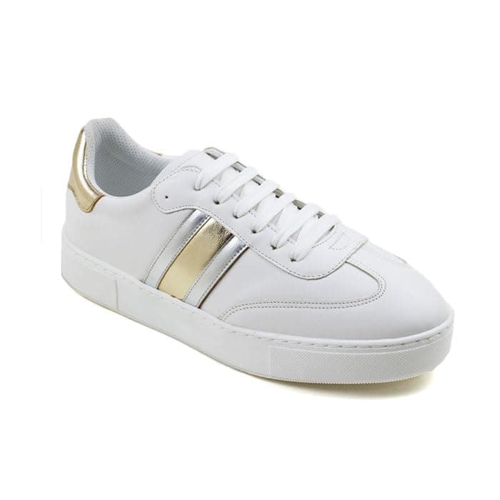 Fourteen womens 1121 Sneaker
