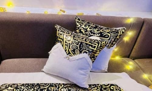 Generic Cushion Cover, Black and Gold, 45x45 cm, set of 1 .sr
