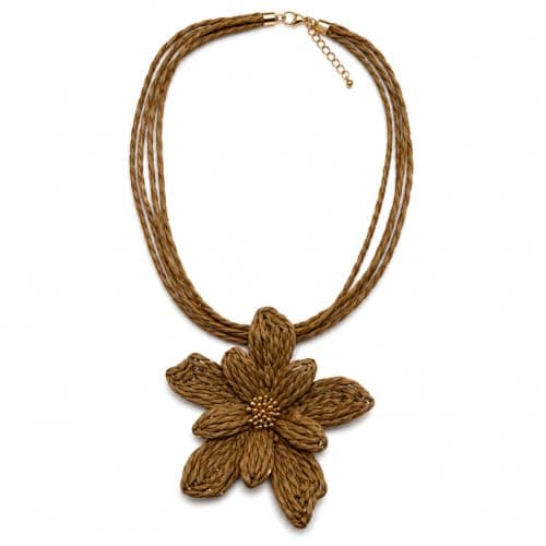 MAYLOO SUNKISSED Daisy Flower Necklace for Women, Gold-Plated Floral Pendant Necklace, Lightweight Summer Beach Jewelry, Elegant Gift for Women & Girls