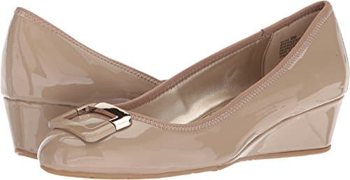 Bandolino Women's Tad Pump, Cafe Latte, 8.5 | Dress Shoes