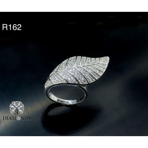 3 Diamonds 292474661778800 Platinum Plated Ring for Women with Zircon Stone - Silver