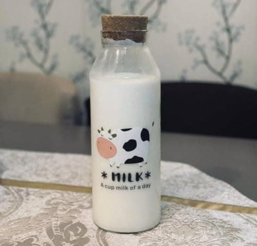 1L Glass Milk Bottle Cute Cow Design with Natural Wooden Stopper for Storing Fresh Juice Water in Refrigerator Door Organizer Modern