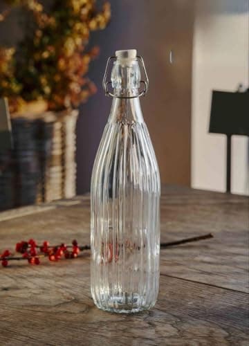 Generic Clear Glass Ribbed Water Bottle with Clip Seal, 750 ml, for Water and Juices, .smk