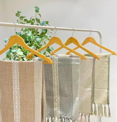 Generic Wooden Clothes Hangers, Natural Finish, 3-Piece Set .soh