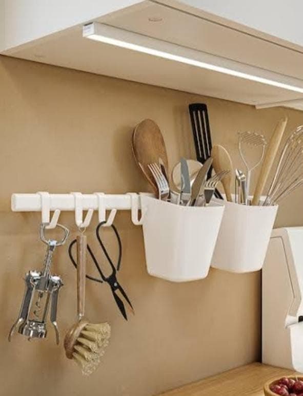 Generic Wall Mounted Rail with Basket and 5 Hooks Kitchen Organiser, .soh Storage rack