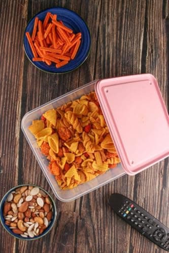 Generic Clear Square Refrigerator Storage Box with Pink Lid, 20x20 cm, for Fruits and Food, .flo Food storage container