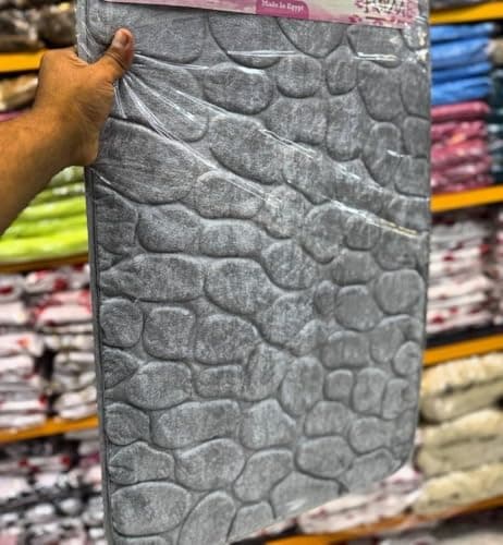 Generic 4-Piece Bathroom Mat Set with Bubbly Texture, Non-Slip Backing, Grey Stone Pattern .flo (gray)