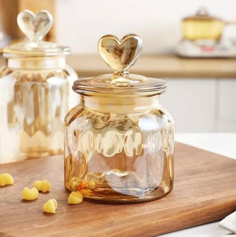 Generic Glass Candy Jar with Heart-Shaped Lid, 700ml, Multi-Purpose for Sugar, Tea, Pasta, Nuts and Sweets, .ex Food storage container