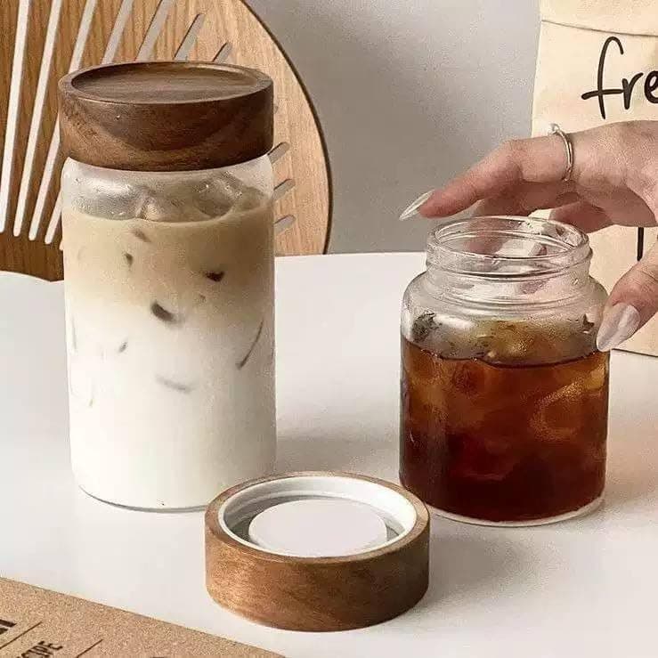 Generic Legume storage jars with wooden lids,For organizing your kitchen and storing: Beans, rice, lentils, pasta,Nuts and legumes,Screw-on lid (not press-fit)—easy to open and close,1000 ml, .ht Food storage container