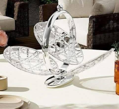 Generic Acrylic Serving Tray, Clear, Pure Acrylic, Decorative Dish for Sweets, Chocolates, Biscuits and Cookies, .sew