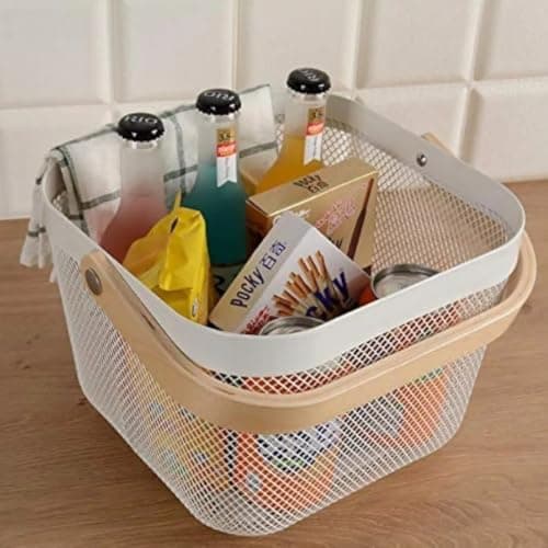 Generic Square Metal Mesh Basket with Wooden Handle, Fruit and Vegetable Storage, 25x25x17 cm .ar
