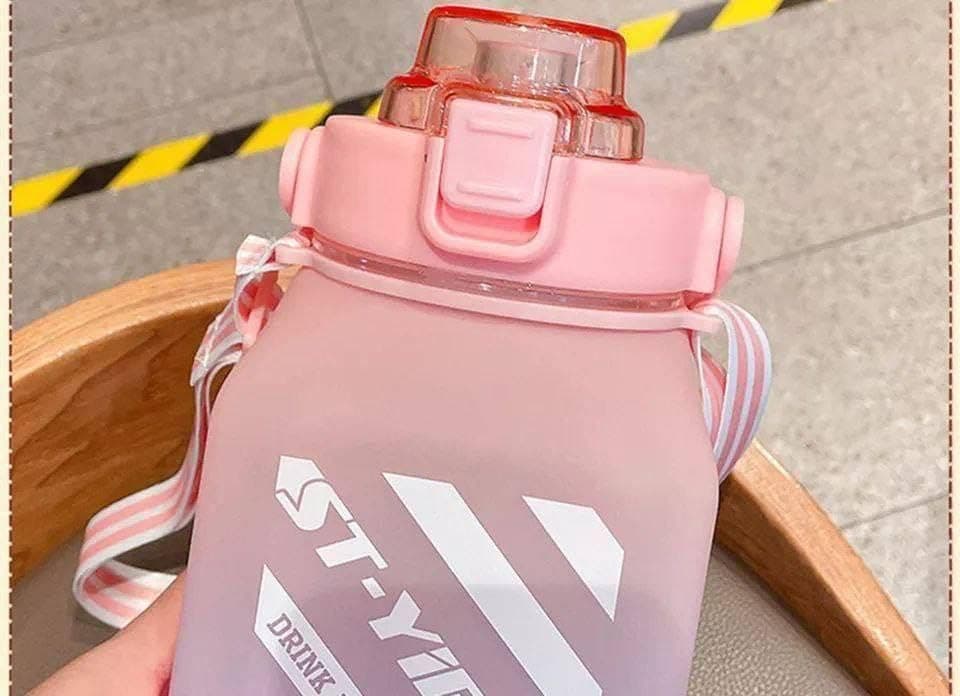 Generic Square water bottle, Made of Tritan, a shock-resistant material BPA-free, and temperature resistant, Imported, Features a handle, Capacity: 1500 ml, Available in multiple colors .sew