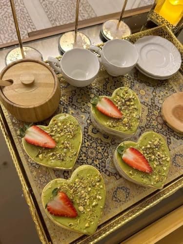Heart Shaped Glass Bowl Set with Gold Trim 6 Piece Dessert Serving Dishes