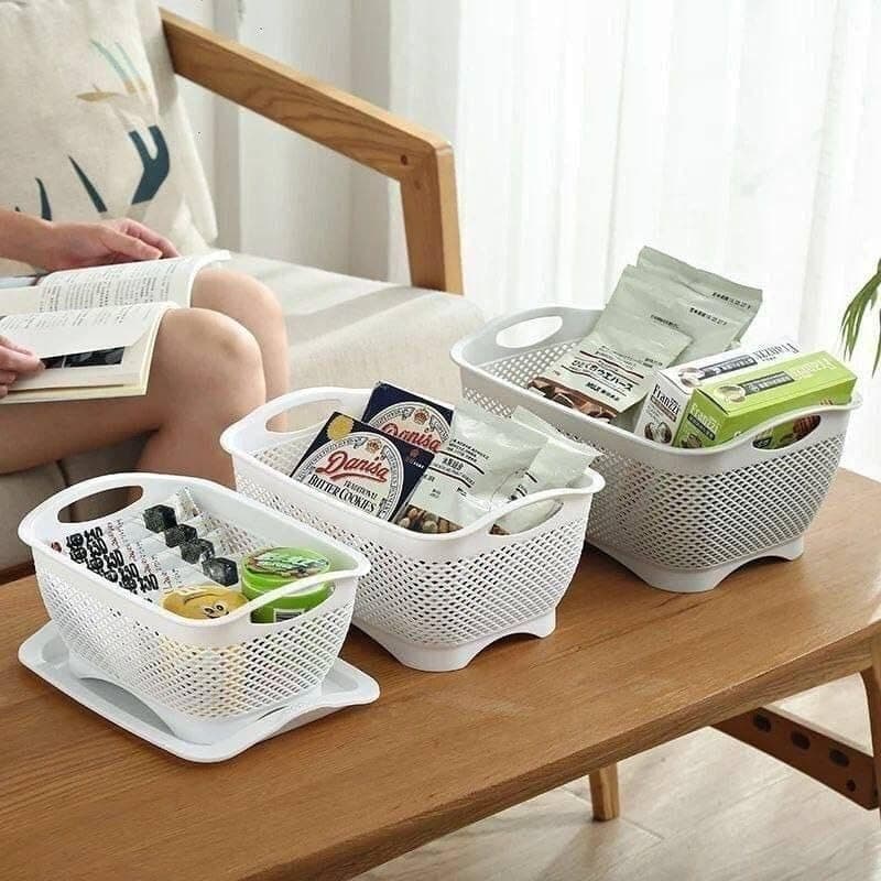 Generic Multi-purpose lidded basket set,Suitable for storing or washing fruits and vegetables, draining pasta, or storing items like towels,Versatile use,Set includes 3 baskets in different sizes, .bI