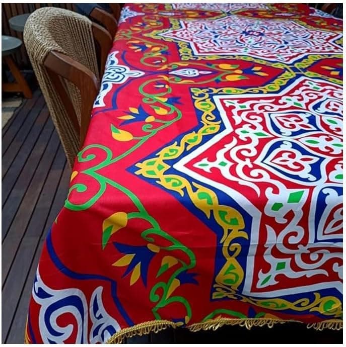 مفرش طاولة خيامية بشراشيب وحواف نجمة حمراء – مزيج قطن وبوليستر | مقاس 270 × 140 سم Tablecloth