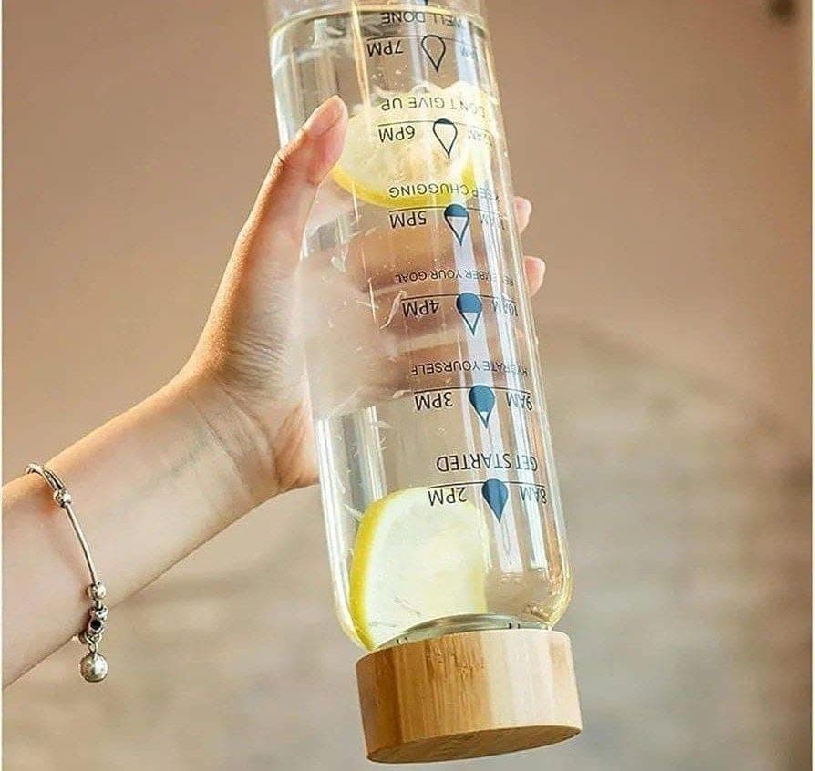 Generic Glass Water Bottle with Wooden Lid, 1000 ml .db