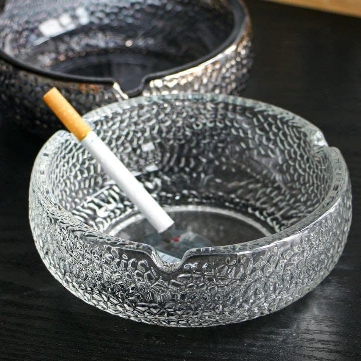 Generic Clear Crystal Glass Ashtray, Large Round .qu