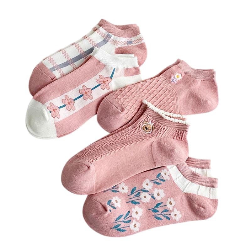 5 Pairs + 1 Pair Gift Set Cotton Ankle Socks for Women Girls Cute Floral Ruffle Trim Short Socks