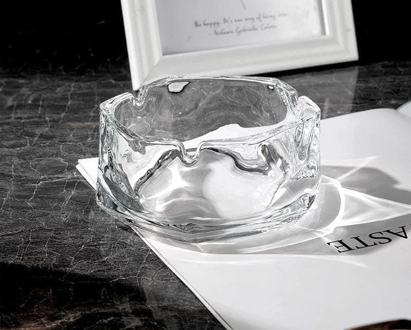 Generic Glass Ashtray, Clear, Diamond-Cut Geometric Design, 9 cm Diameter, 5 cm Height, .mk