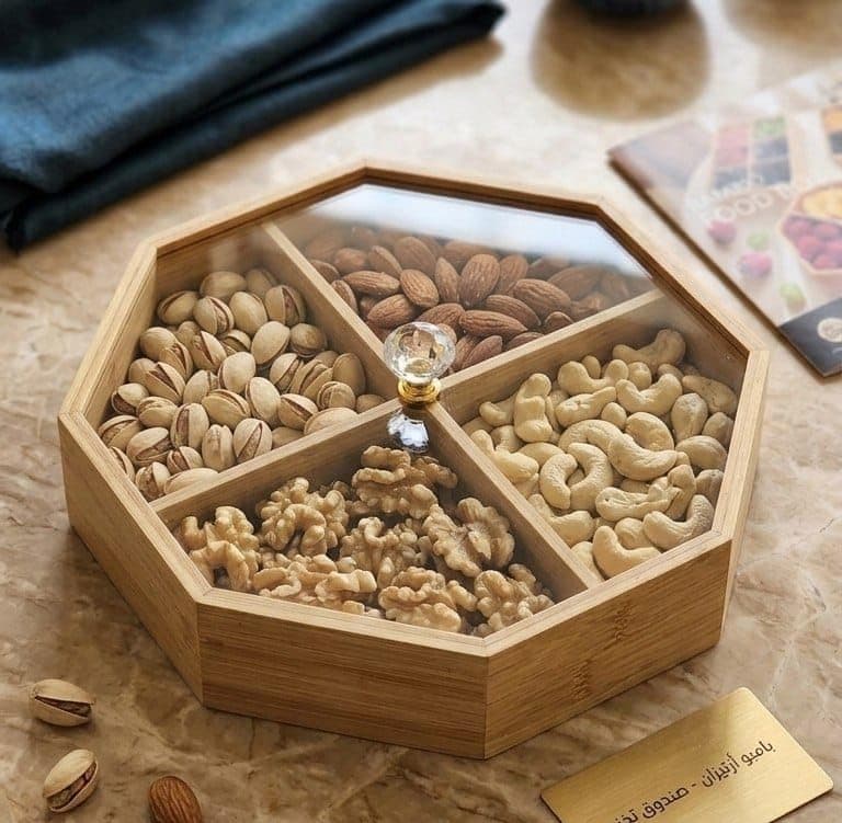 Generic Wooden Snack Box with 4 Compartments and Transparent Lid, 30 cm, .ar