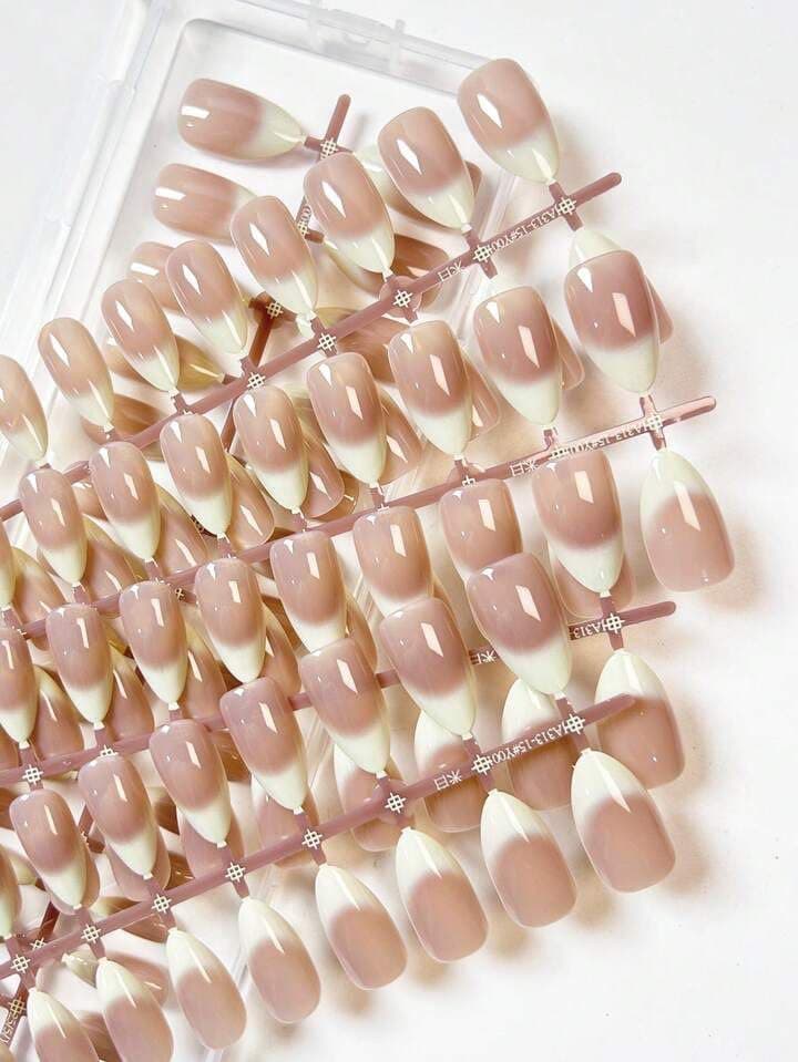 Natural Gradient Almond Fake Nails Beige White 24pcs False nail