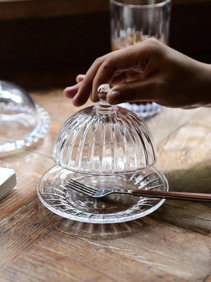 Generic Clear Glass Cake Dome with Plate, Ribbed Dome Lid, for Storing Pastries and Sweets, 20cm Dish, .mk