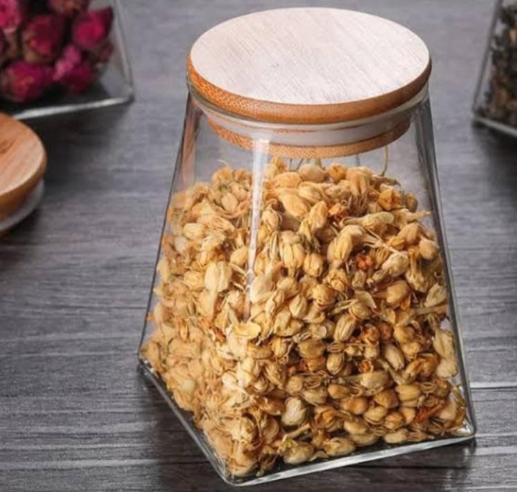 Generic Glass Storage Jar with Lid, 550 ml, for Spices, Snacks, Candy and Dried Fruit, .F
